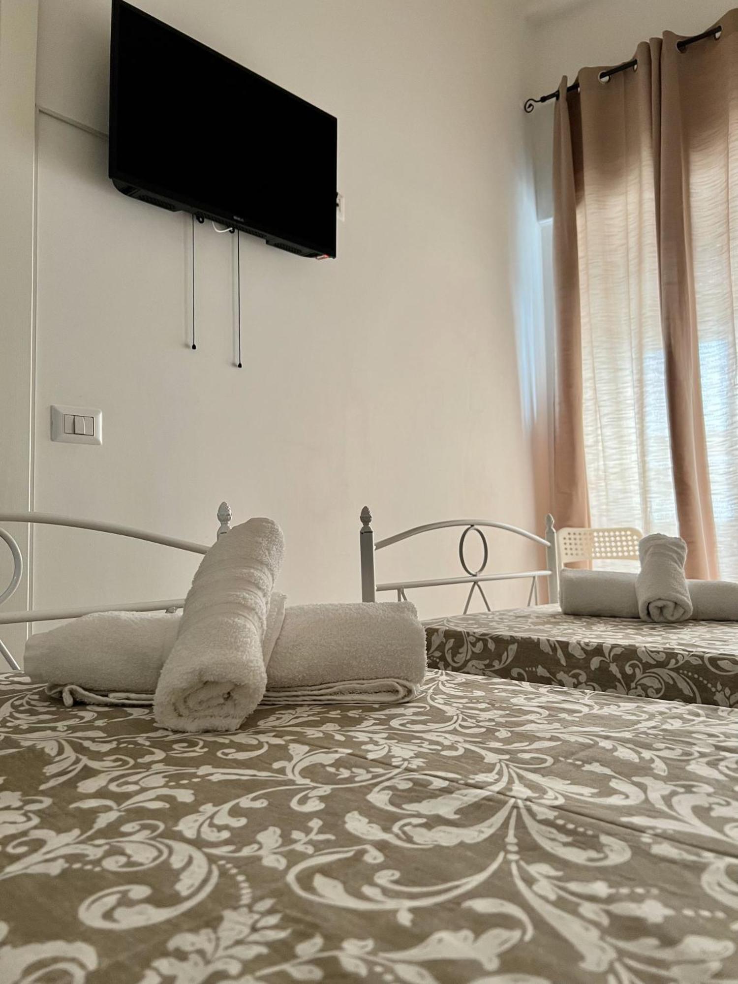 Dimora Diego Hotel Napels Buitenkant foto